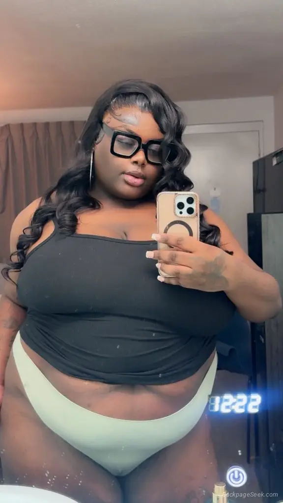 if Shee Acting Up . ill Suck Yourr Dickk