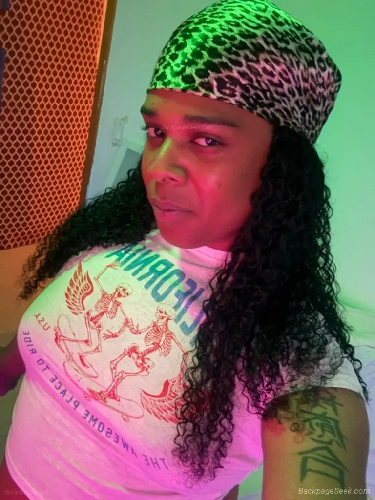 Transgirl , Nuru Massg services 420 and party friendly no time