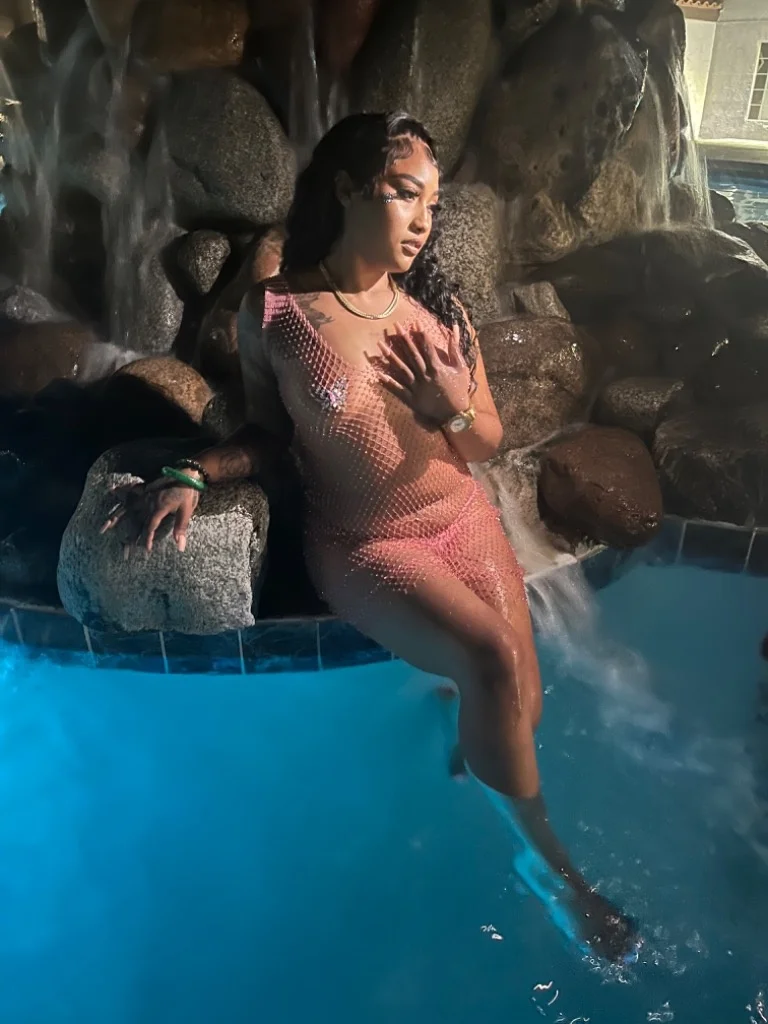 TopTierForeign honey Cum spend a great time norfolk n in Norfolk – Women Seeking Men photo 2