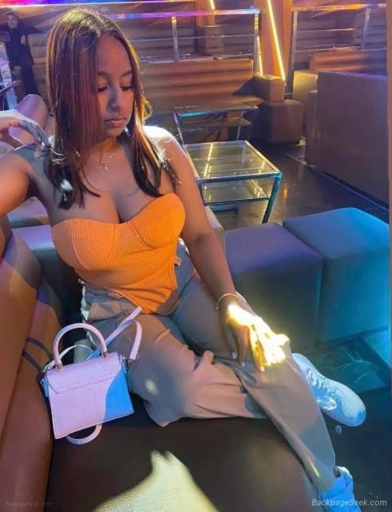 available now baby come here in Norfolk – Women Seeking Men photo 3