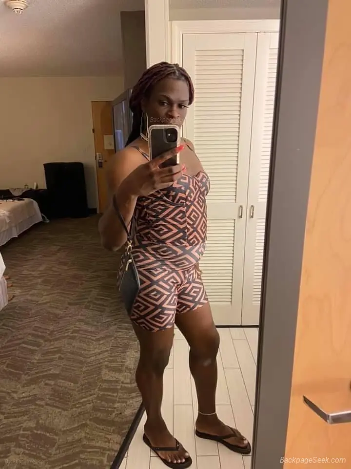 Head757Monster in Norfolk – Women Seeking Men photo 2