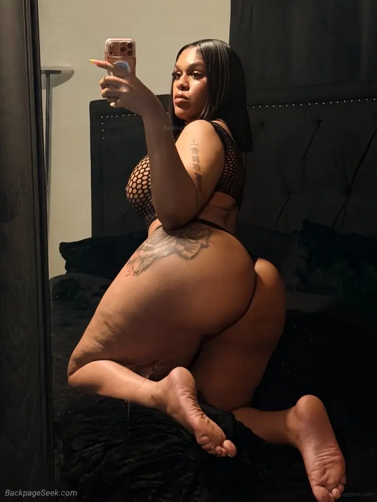 SEXY THICC STALLION CUM SEE ABOUT ME in Norfolk – Women Seeking Men photo 4