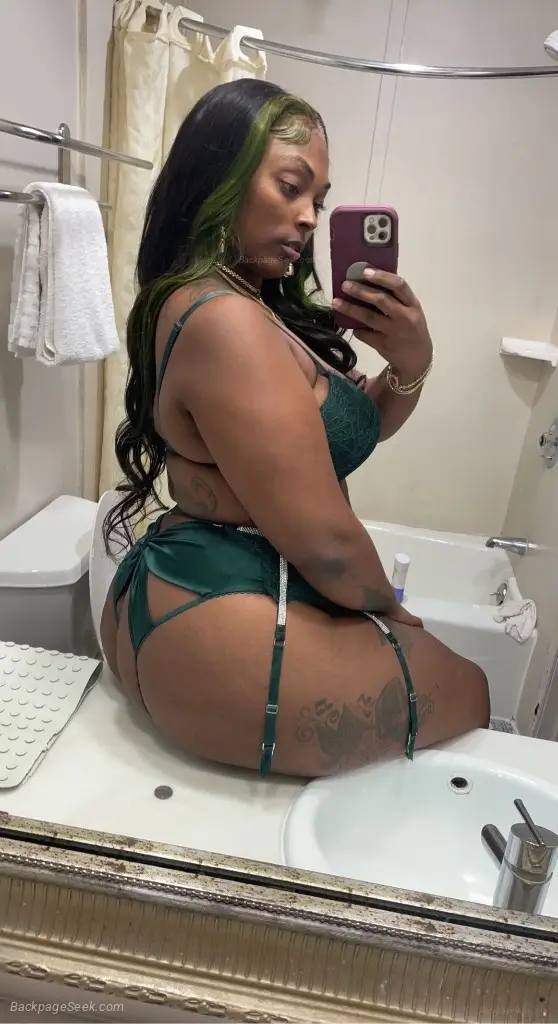 Super Kinky and Hot let's play INCALL OUTCALL in Norfolk – Women Seeking Men photo 2