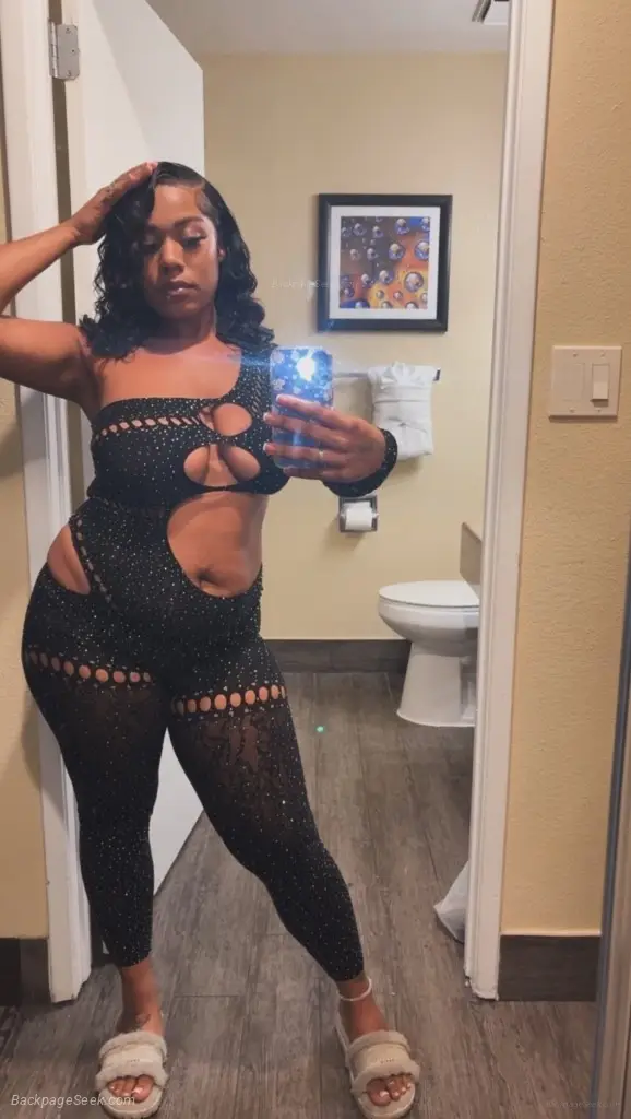 Fresh And Tight Can You Fit Come And See