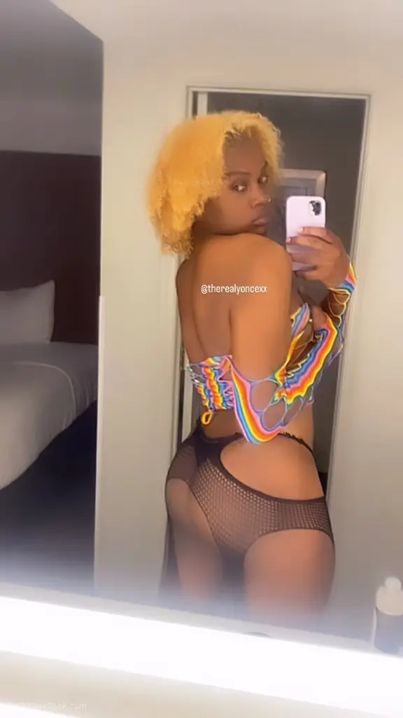 yonce all in your mouth like liquor in Norfolk – Women Seeking Men photo 3