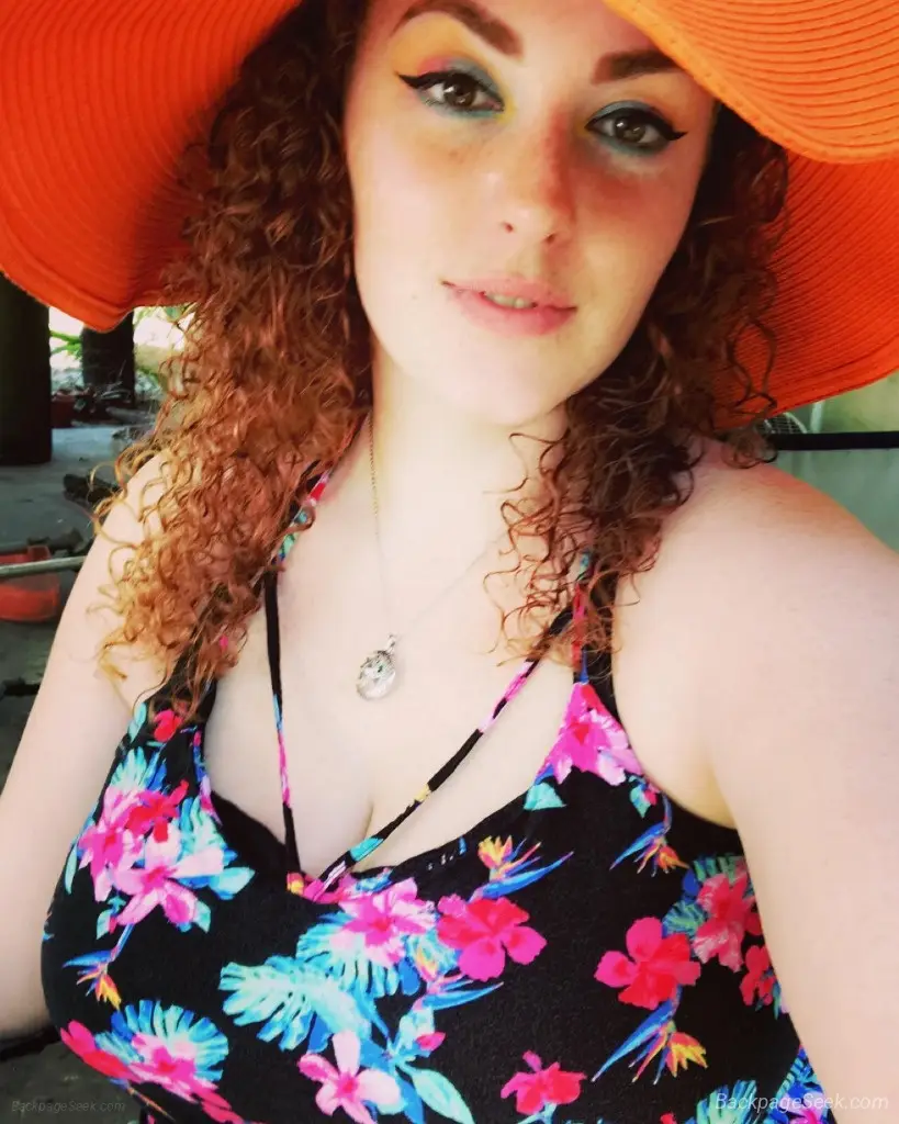 80 Specials top bottom super wet and warm pussy I can host I... in Norfolk – Women Seeking Men photo 3