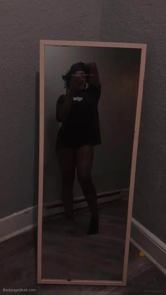 CUM SEE WHY THEY CALL ME THE BED WETTER ASK 4 THE 100QV SPEC... in Norfolk – Women Seeking Men photo 5