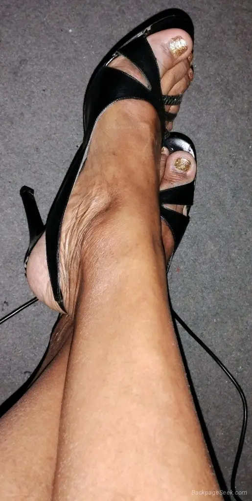 MISS COUGAR DEEP AWAITS YOU WITH THE MILF EXPERIENCE in Norfolk – Women Seeking Men photo 4