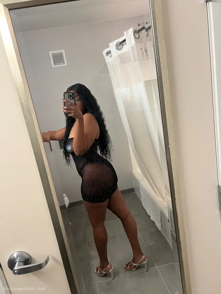 outcall only Undeniable Luxury Gorgeous Big Booty FREAK 5 st... in Norfolk – Women Seeking Men photo 6
