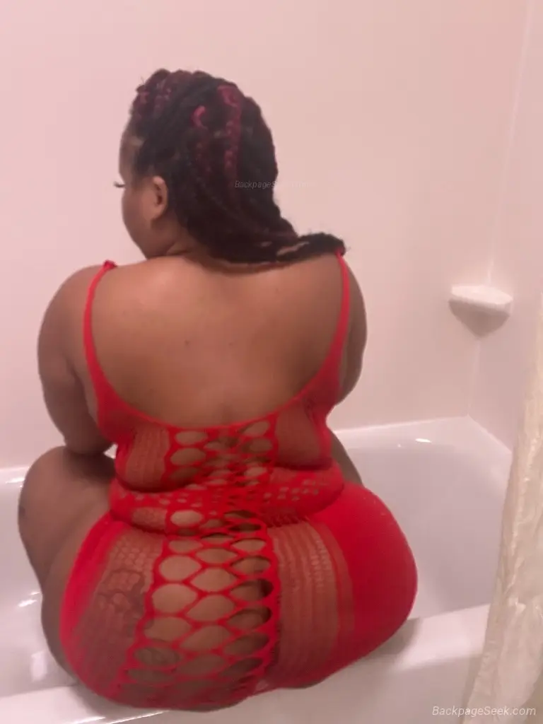 im back intown best 1 choice big booty freak ready to meet l... in Norfolk – Women Seeking Men photo 6