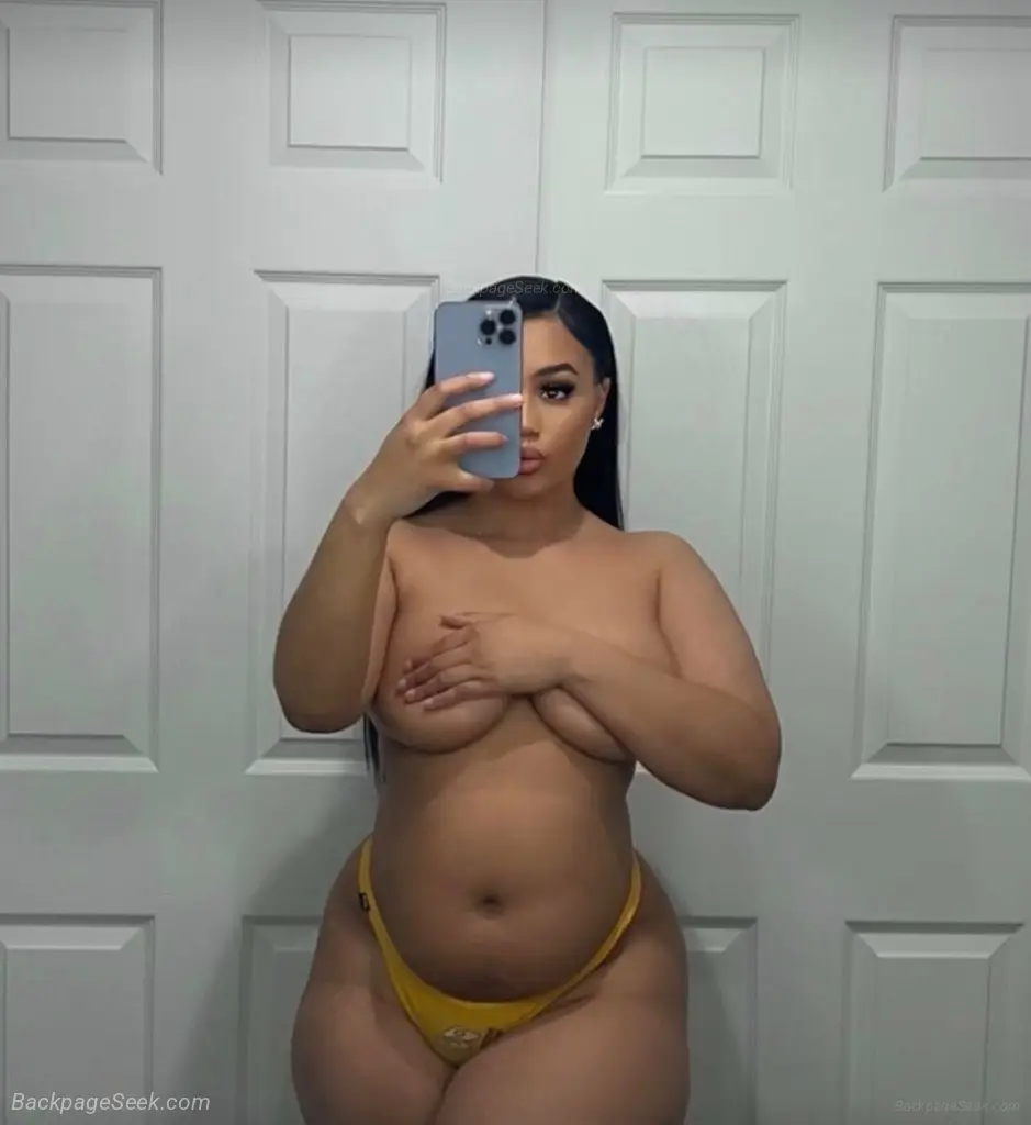 I am a 26 year old sexy young girl I'm Available Now for Incalls