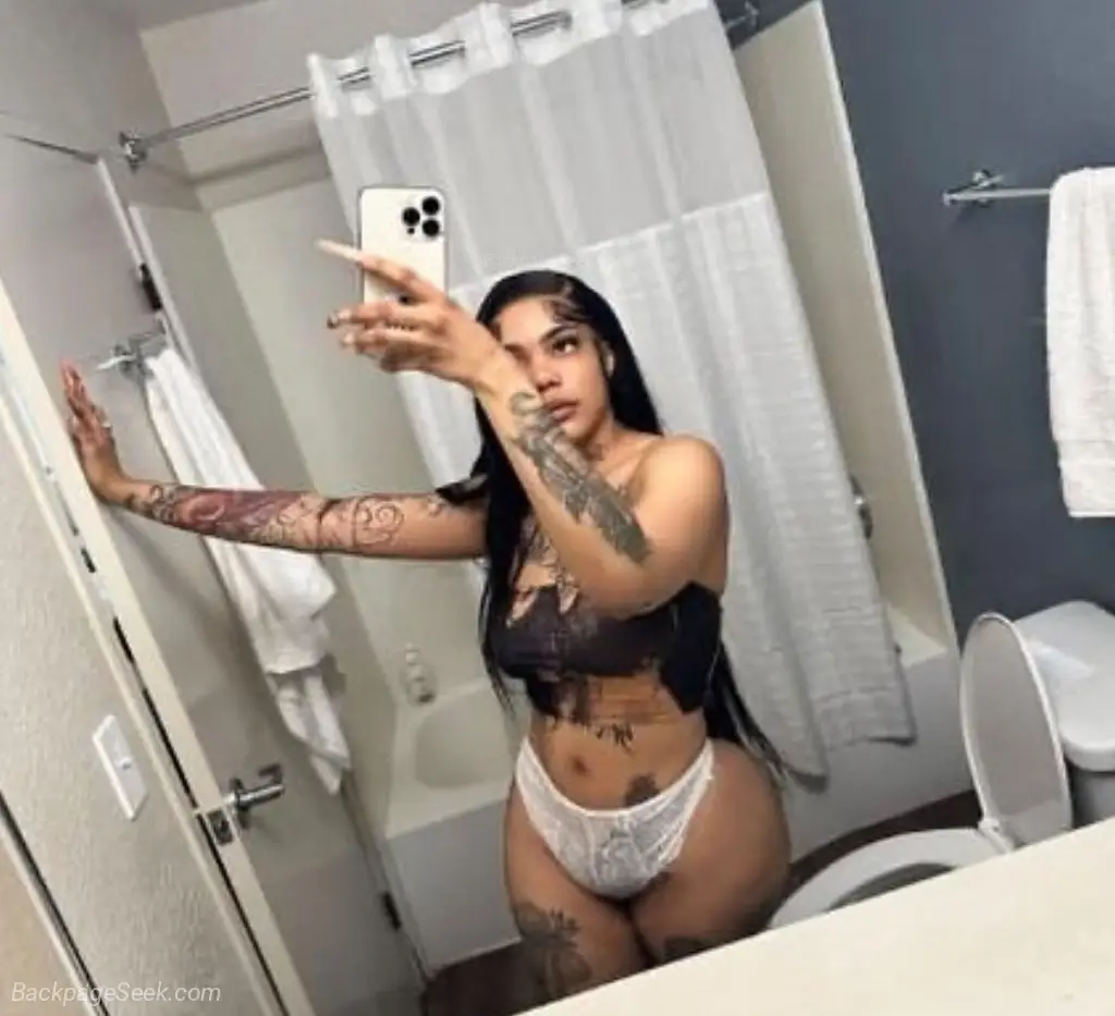 Independent Latina beauty in Norfolk – Women Seeking Men photo 4
