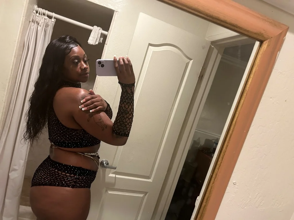 Come Get You Some Outcall Available in North Bay – Women Seeking Men photo 2