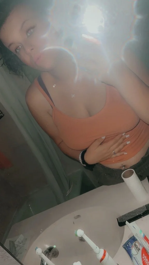 Lets get freaky and have a good time in North Bay – Women Seeking Men photo 2