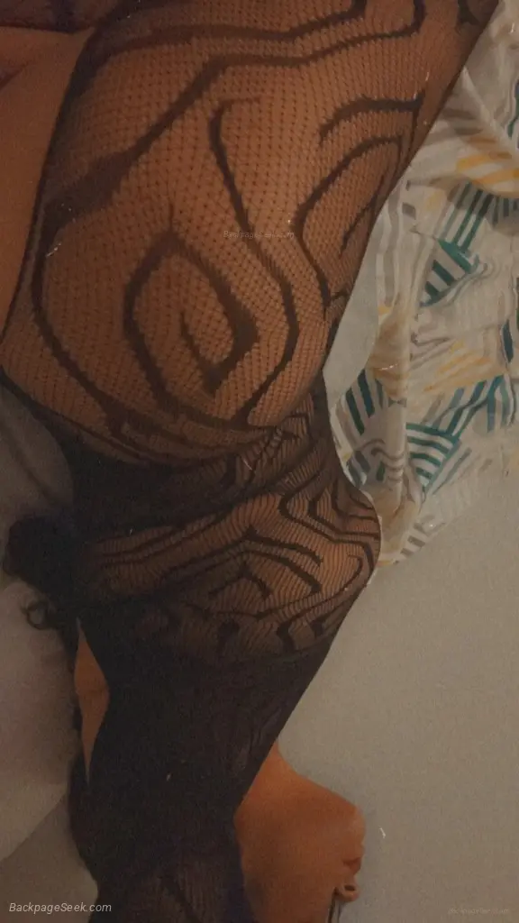 ISLAND MARRIED MILF THIS WEEK ONLY