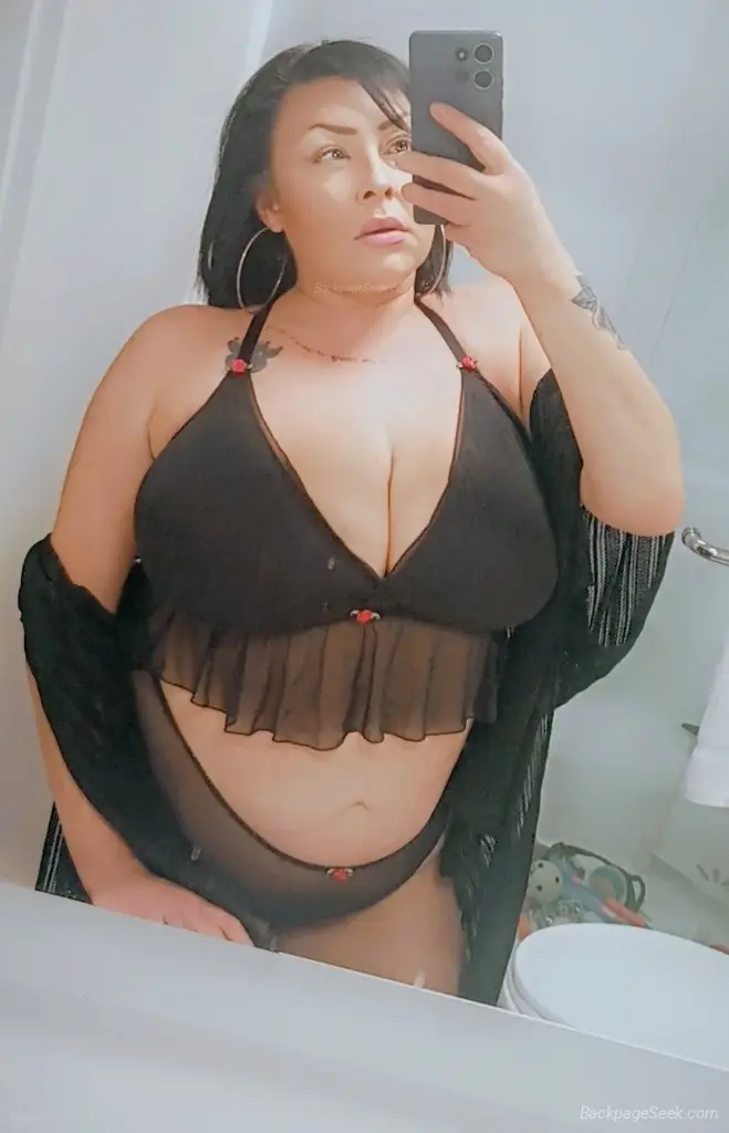 Vacaville INCALL YOUR FAVORITE BUSTY PLAYMATE AVAILABLE NOW... in North Bay – Women Seeking Men photo 2