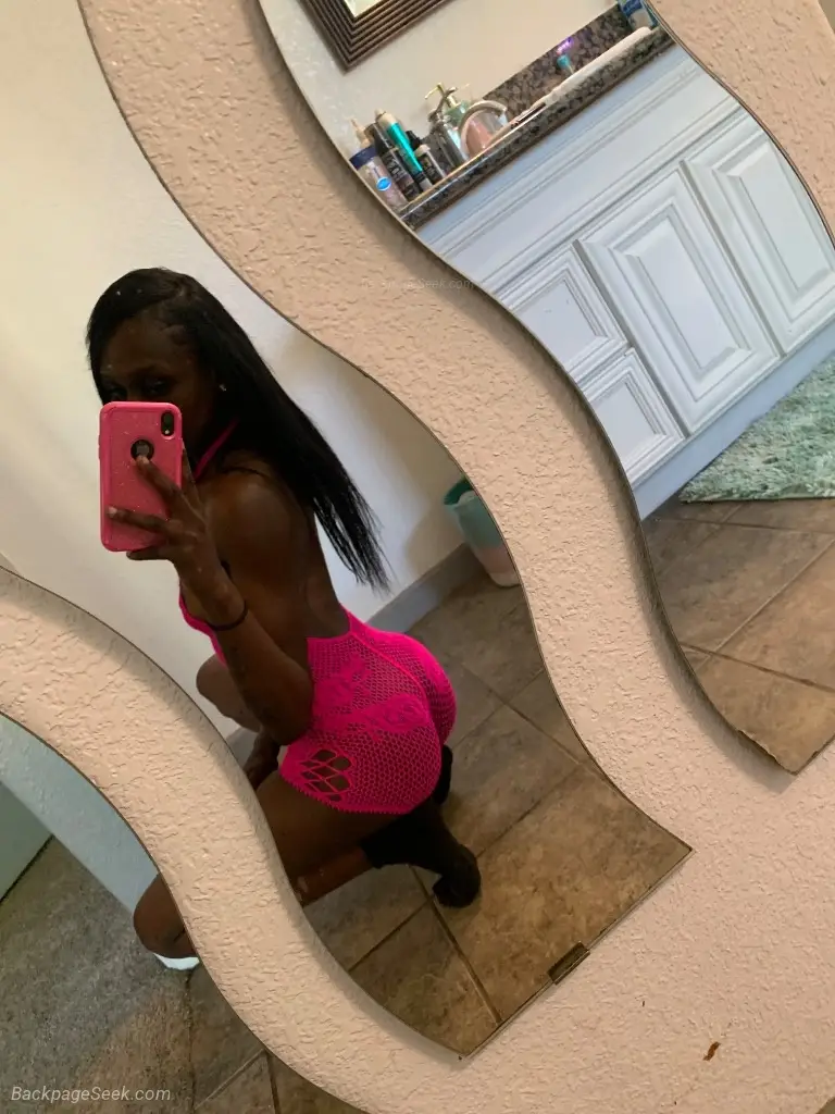 Your Favorite Fun-Sized Escape - 120Qvincall special in North Bay – Women Seeking Men photo 2