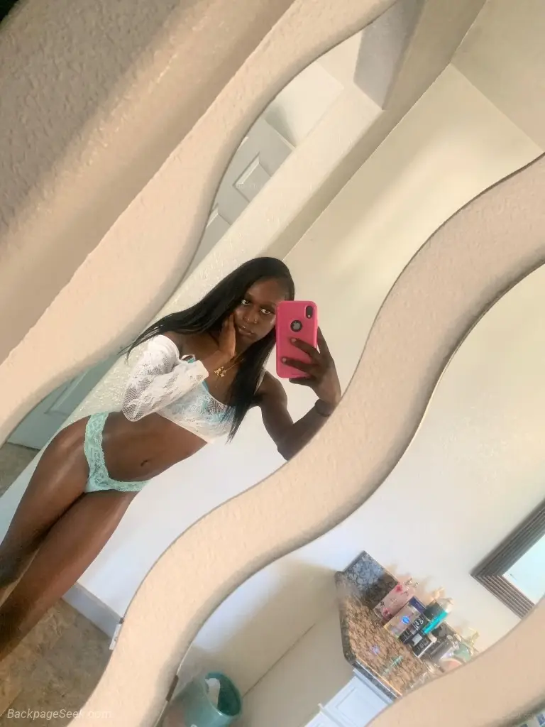 Your Favorite Fun-Sized Escape - 120Qvincall special in North Bay – Women Seeking Men photo 3