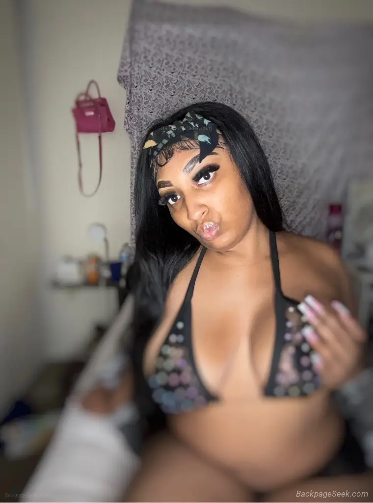 Outcalls And Carplay is available