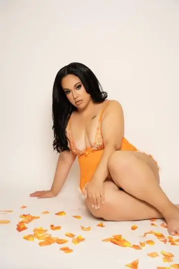 PRETTY GFE BiG BOOTY FILIPINA LAST NIGHT IN TOWN in North Bay – Women Seeking Men photo 2
