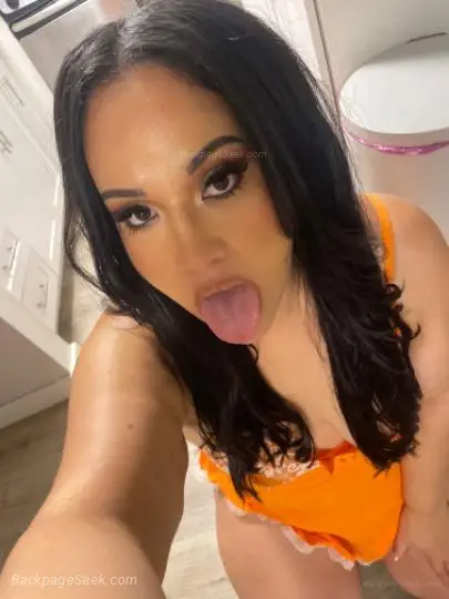 PRETTY GFE BiG BOOTY FILIPINA LAST NIGHT IN TOWN in North Bay – Women Seeking Men photo 6