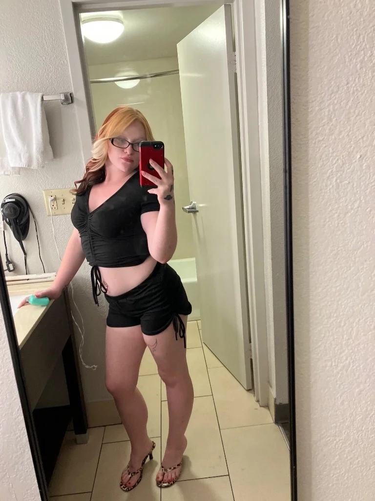 THROAT GOAT WHITE THICK SEXXY SNOW BUNNY in North Jersey – Women Seeking Men photo 3