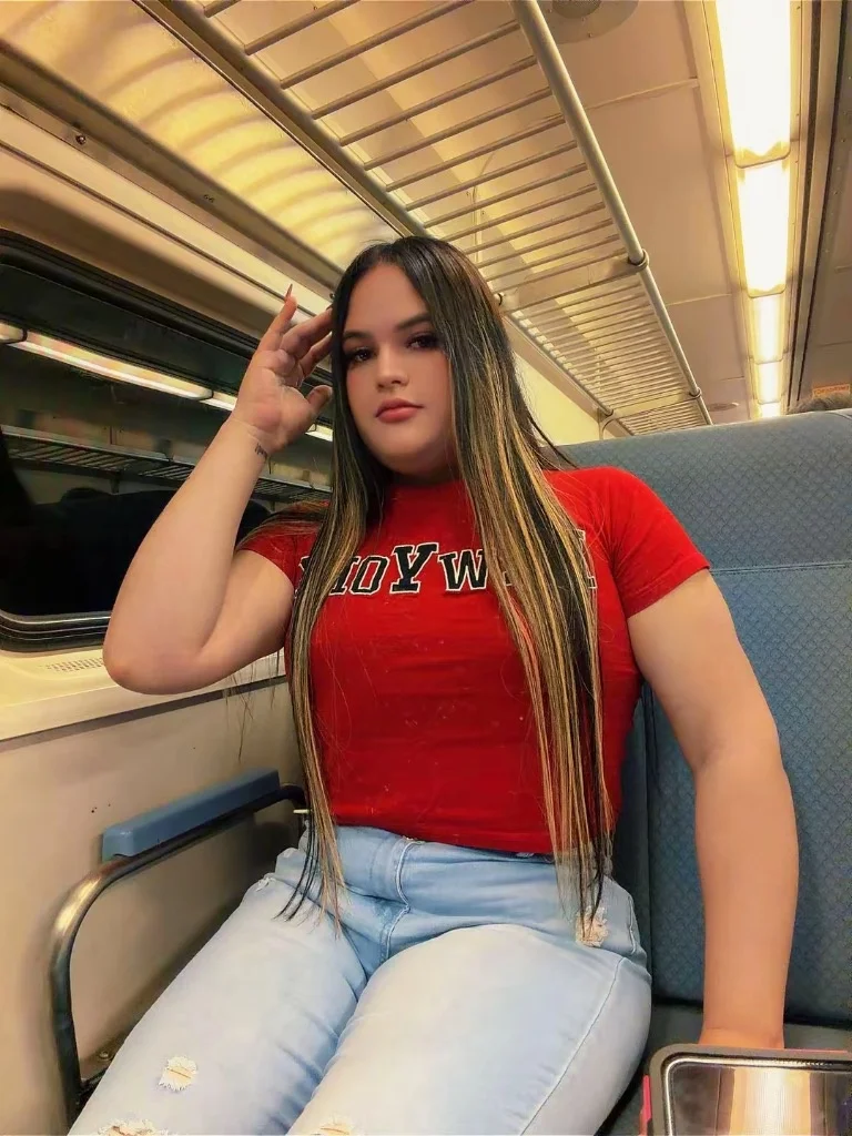 chica disponible para salidas