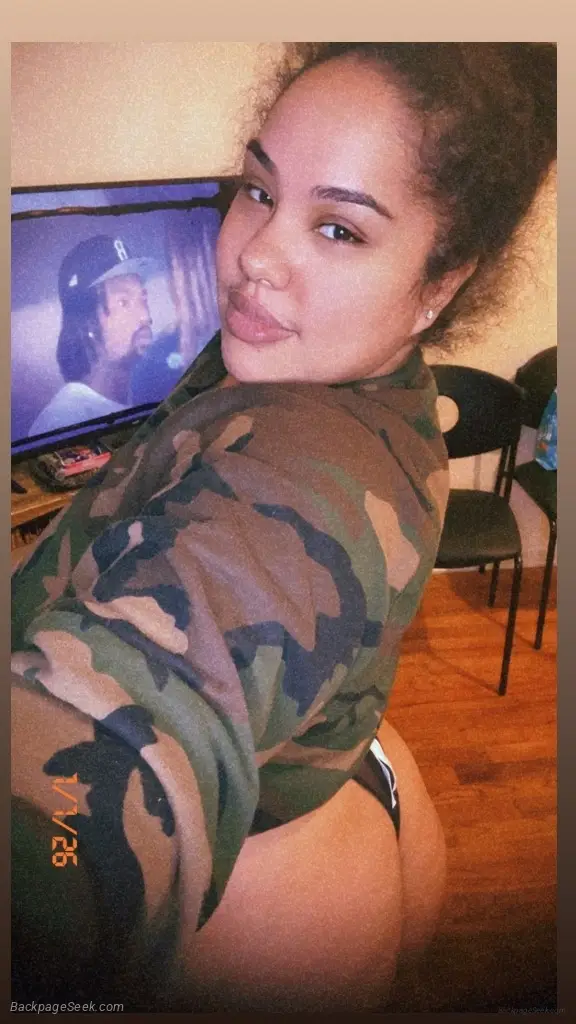 heavy water park over here beware come let me wet you up 4'1... in North Jersey – Women Seeking Men photo 3