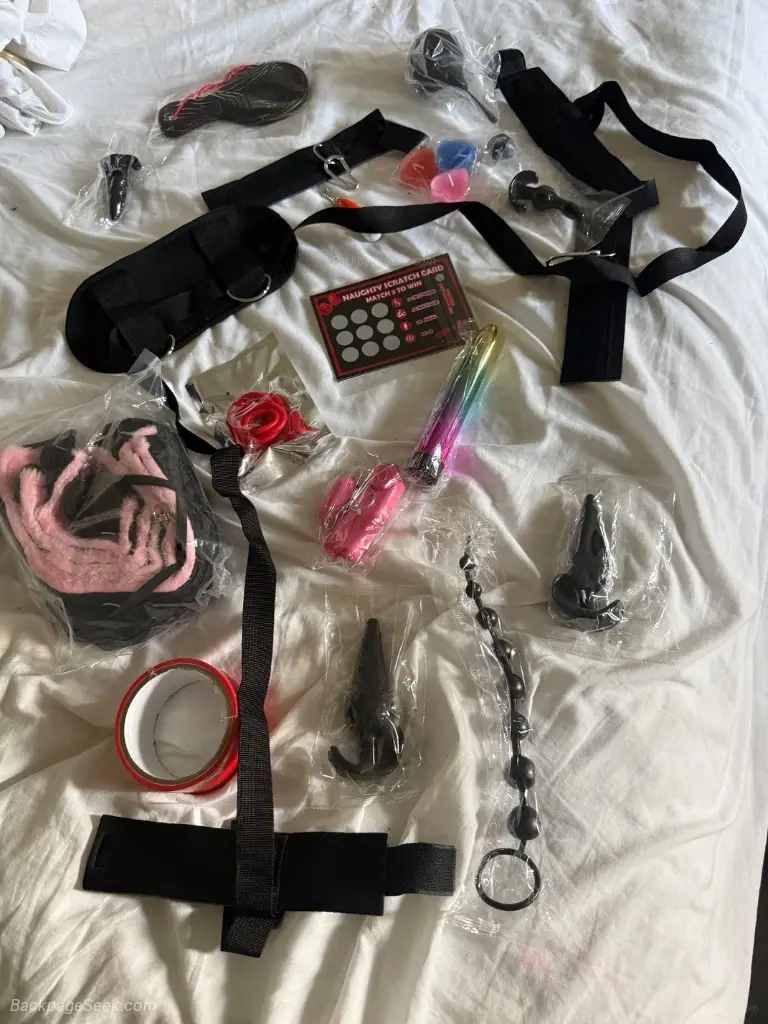 Ms Lovelace YOUR PLACE OR MINE -INCALL-OUTCALL