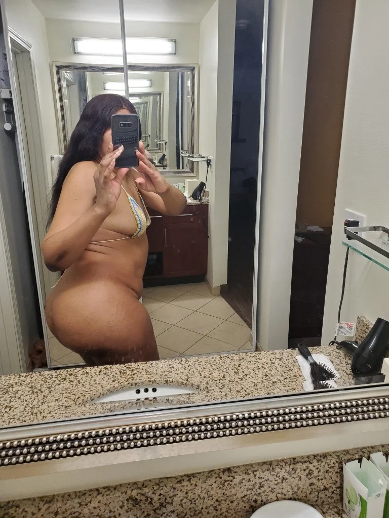 L O V E L Y H A N D S NEW PICS SPECIALS in Northern Virginia – Women Seeking Men photo 4