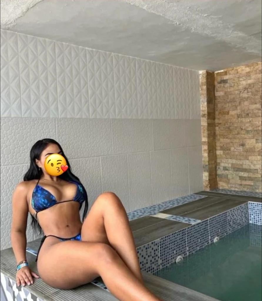 ready tosee where my sexuality can take me Small incall only in Northern Virginia – Women Seeking Men photo 2