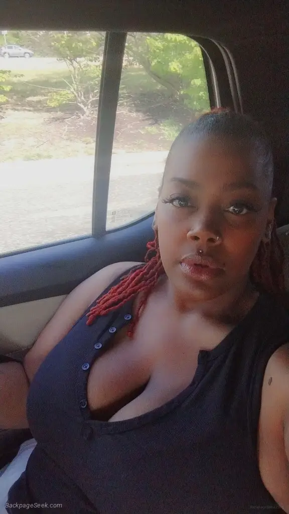 Golden Thick Goodess Ready To Please in Northern Virginia - Women Seeking Men photo 5