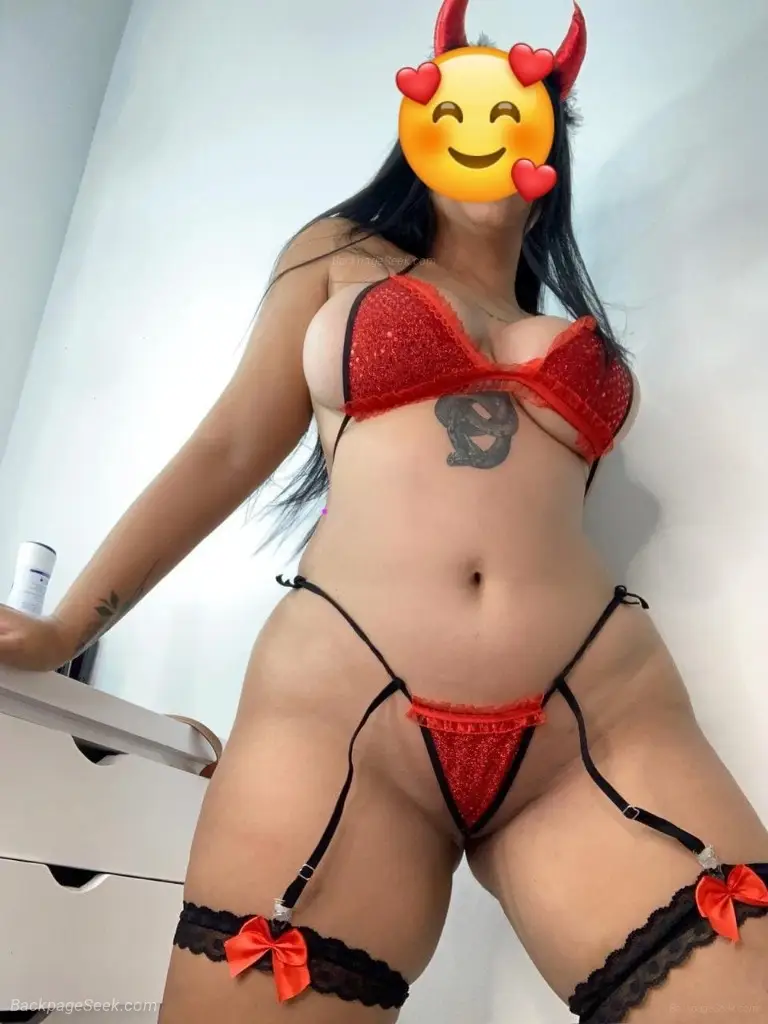 I am a very slutty Latina with a big ass big tits big and ti... in Northern Virginia – Women Seeking Men photo 4