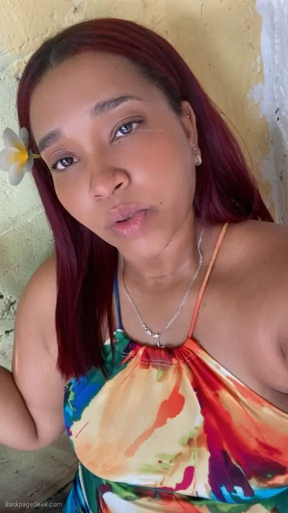 SEXY HO INEY LATINA AVALIABLE NOW TO BOTH INCALL 24/7