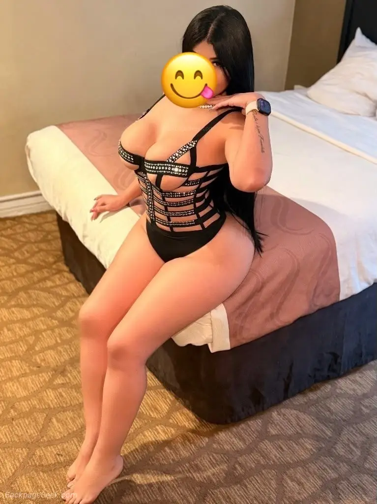 Acabadita de llegar colombiana cachonda y super hermosa cont... in Northern Virginia – Women Seeking Men photo 2