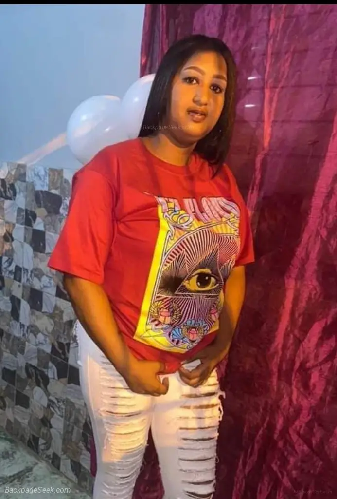 Hi I'm a Latina girl with brown skin in Northern Virginia – Women Seeking Men photo 2