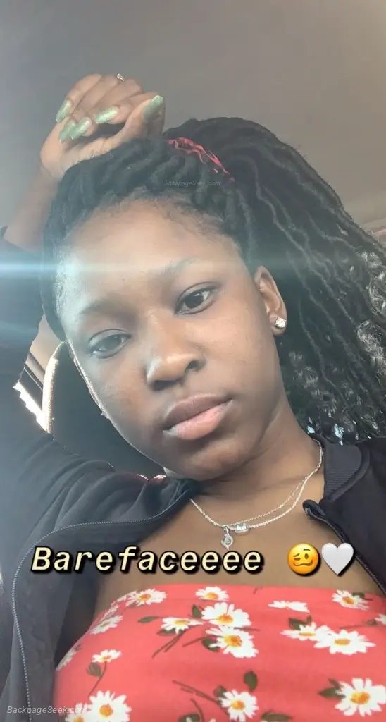 Brown skin Im 5'4 in Northern Virginia – Women Seeking Men photo 2