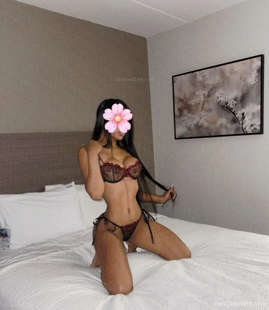 Hola papi soy MARIANA estoy de paso por la ciudad in Northern Virginia – Women Seeking Men photo 4