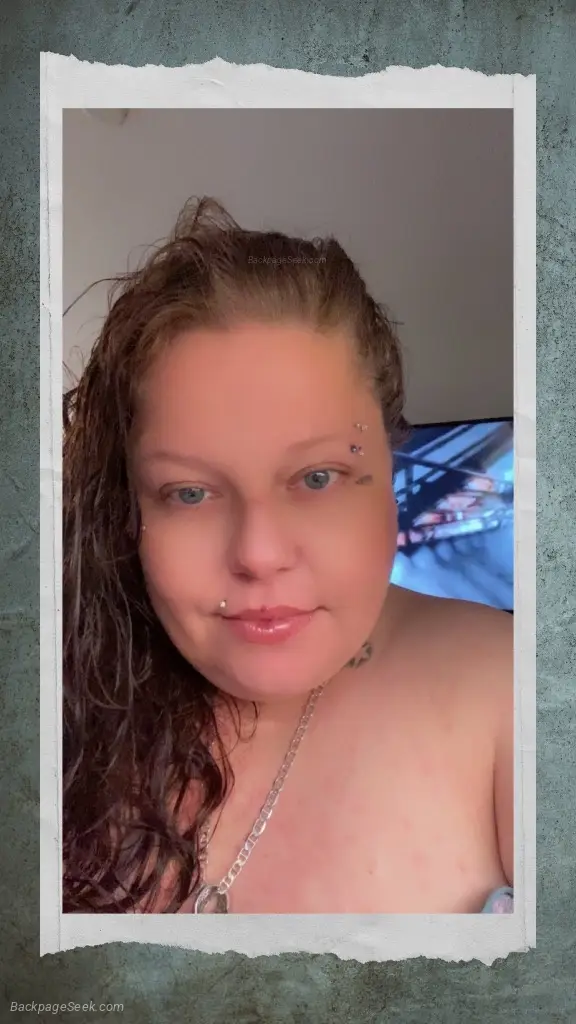 Hey Gentleman Come see your favorite bbw yes the throat goat... in Northern Virginia – Women Seeking Men photo 5