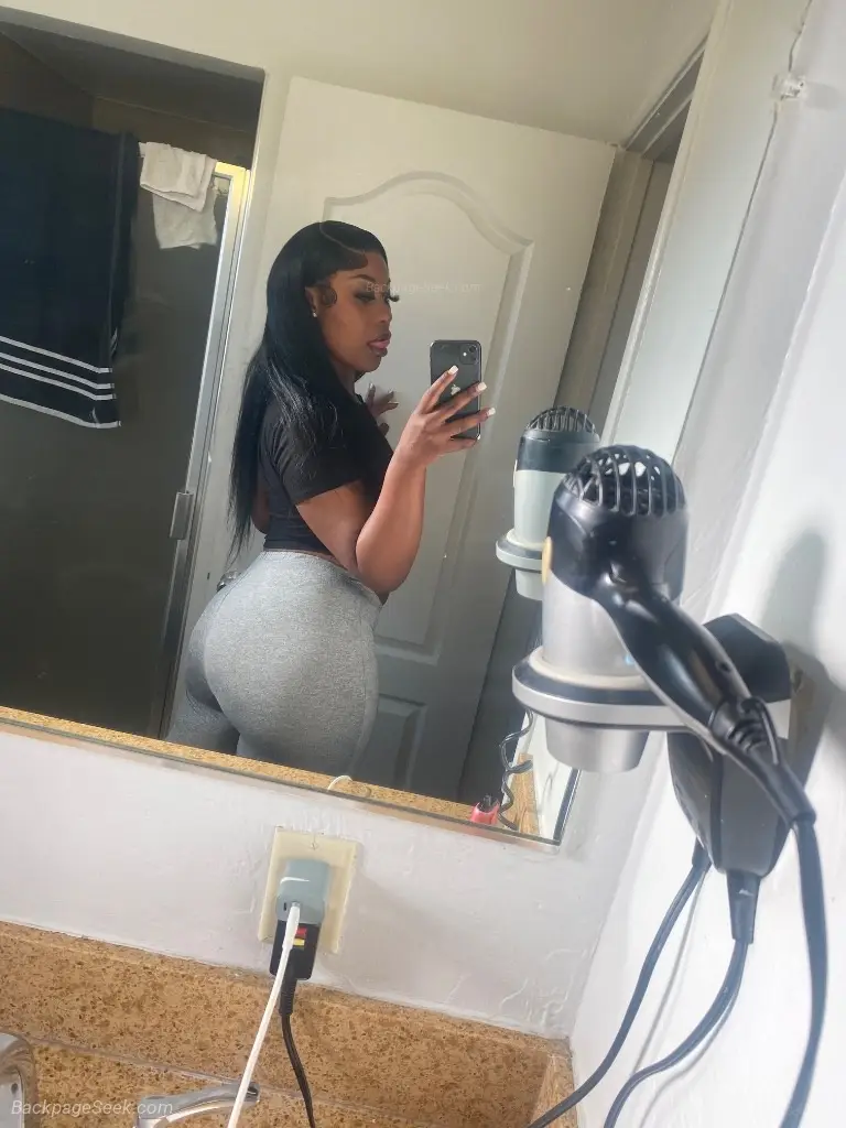 HEY HANDSOME COME SEE THIS CHOCOLATE SEXY GODDESS in Oakland – Women Seeking Men photo 5