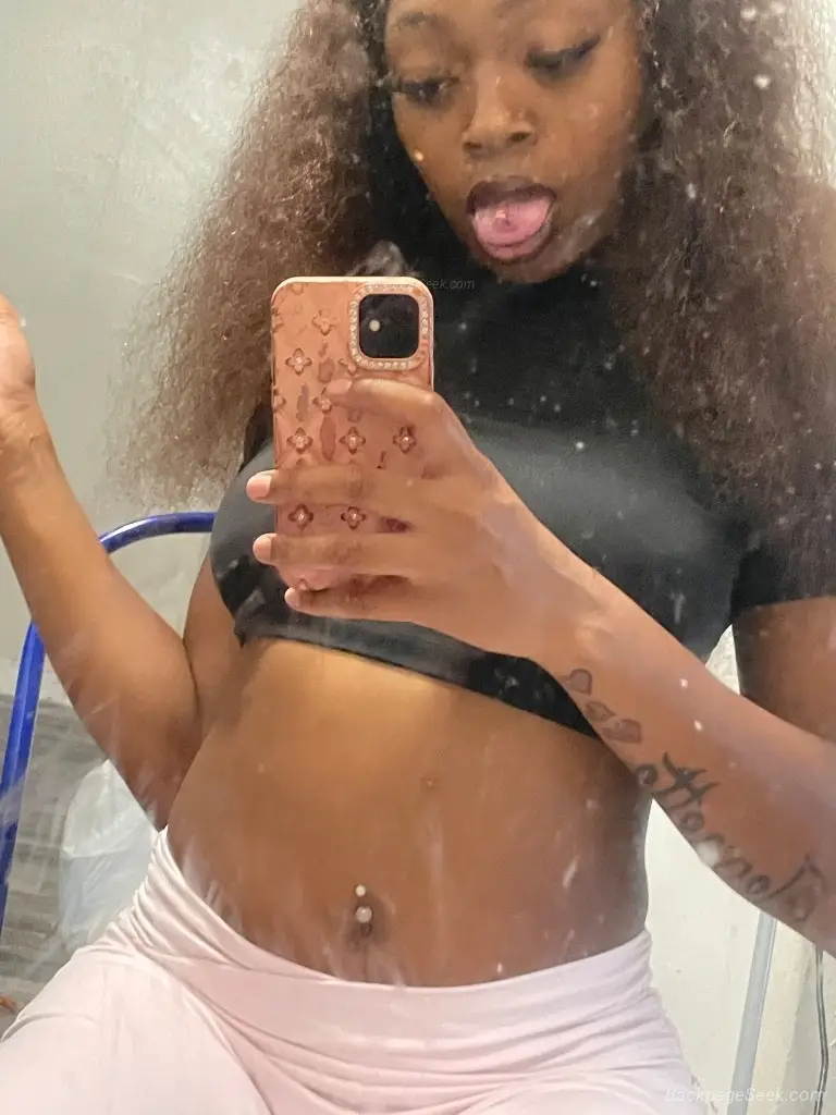 A soft vibe addictive energy once you meet me you ll underst... in Oakland – Women Seeking Men photo 5