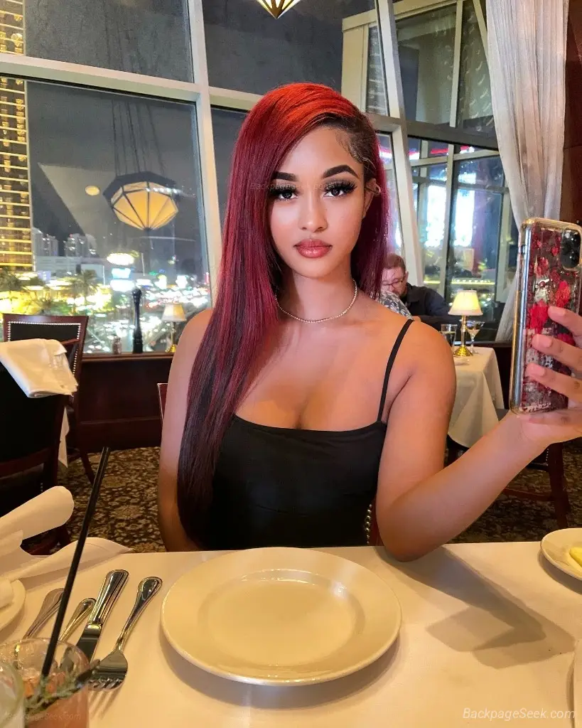 AVA LYNXX Petite Sun-Kissed Red Head Sweetheart in Oakland – Women Seeking Men photo 4