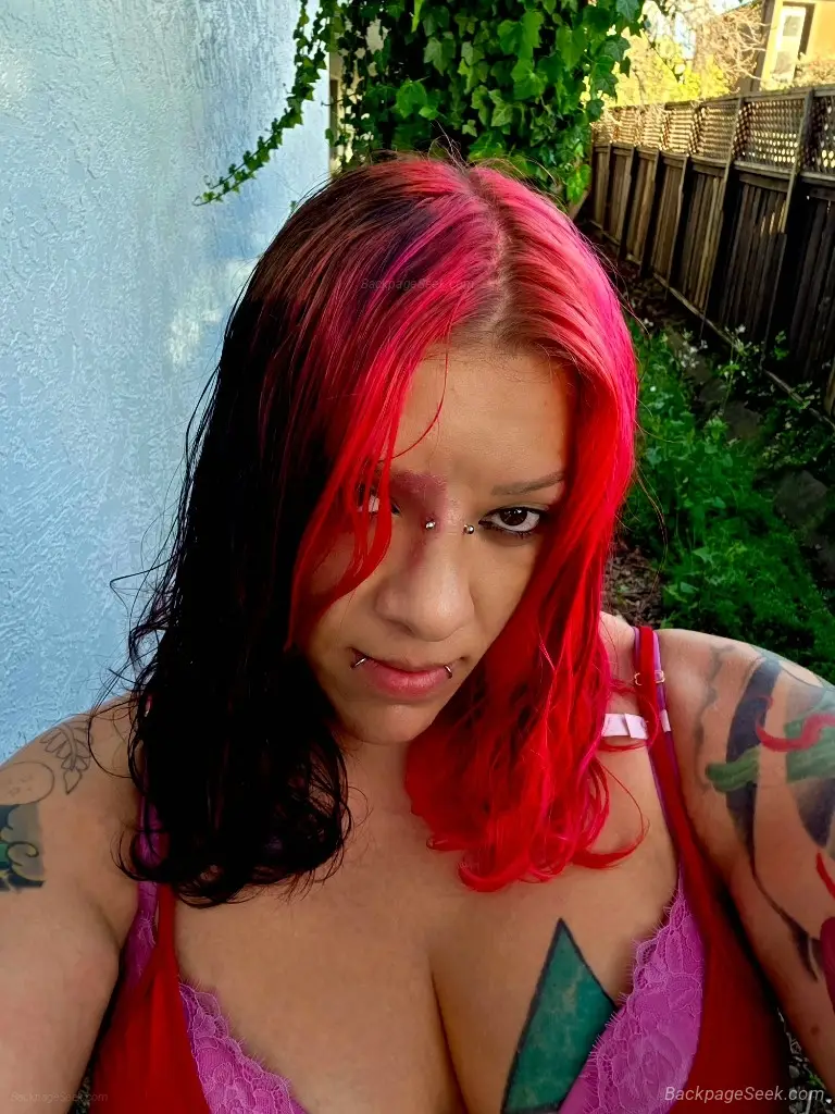 Roze Tha Throat Demon in Oakland – Women Seeking Men photo 2