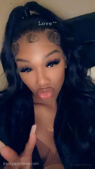 BOOK NOW INCALLS AVAILABLE PETITE FUN SIZE 10 INCH BIG DICK... in Oakland – Women Seeking Men photo 3