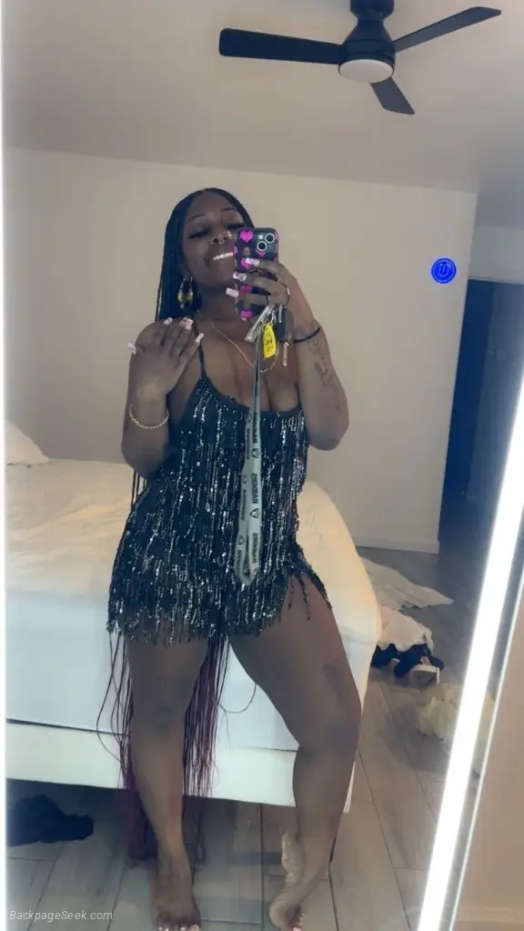4'10 cutie Pierced nips pierced kitty AVAILABLE 247 in Oakland – Women Seeking Men photo 3