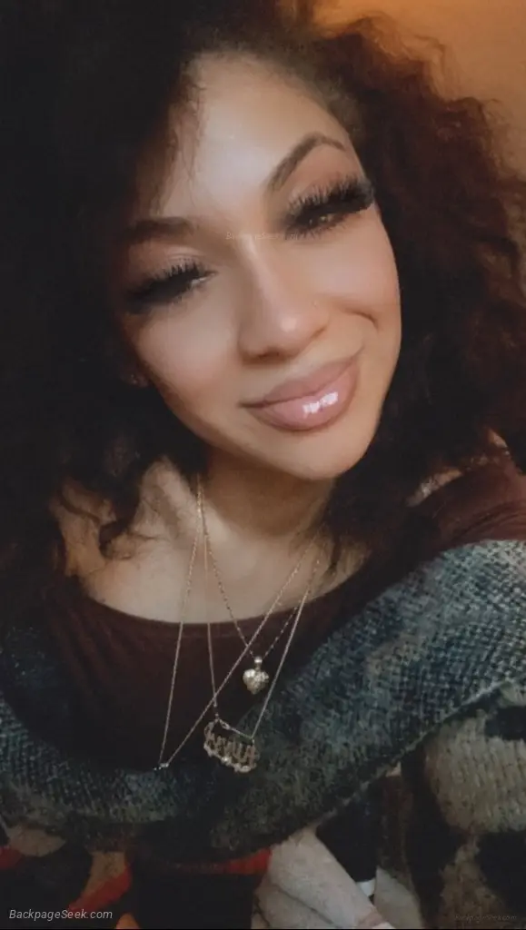 Foreign Petite Princess Available for incall outcalls TEXT o... in Oakland – Women Seeking Men photo 3