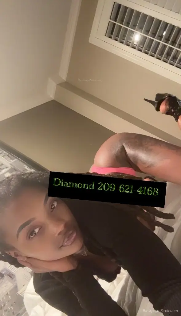 BACK IN TOWN TOP-TIER INCALLOUTCALL LET'S PARTY CHOCOLATE in Oakland – Women Seeking Men photo 6