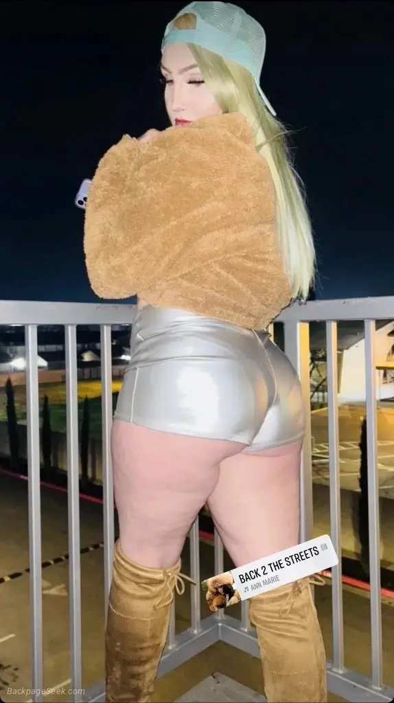 HEYY IM AVAILABLE COME SEE ME