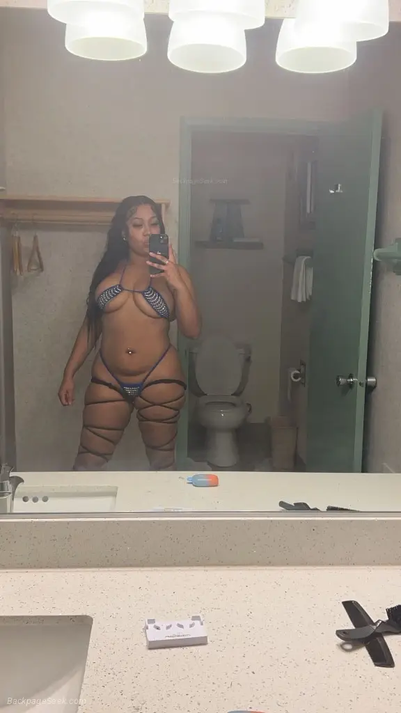 Exoticc baddie