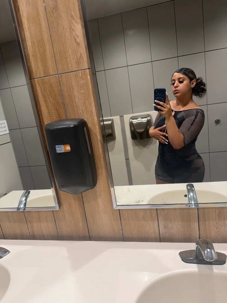 New to tow Come fulfill your desire in Oklahoma City – Women Seeking Men photo 2